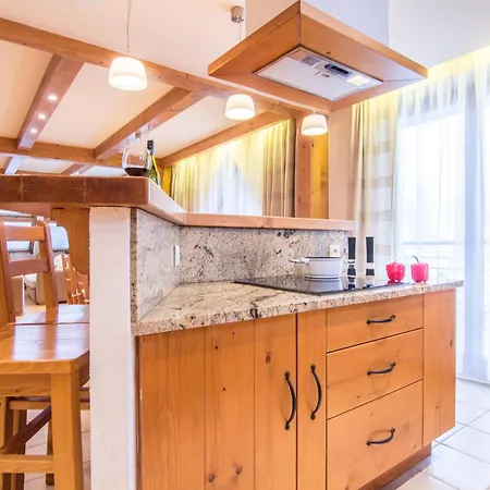 Pod Reglami Apartman