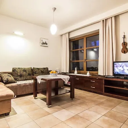 Pod Reglami Apartman
